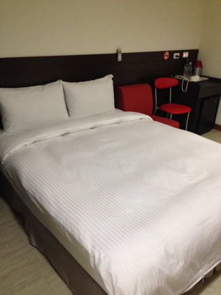 Big Bear Hotel Cao Hùng Ngoại thất bức ảnh