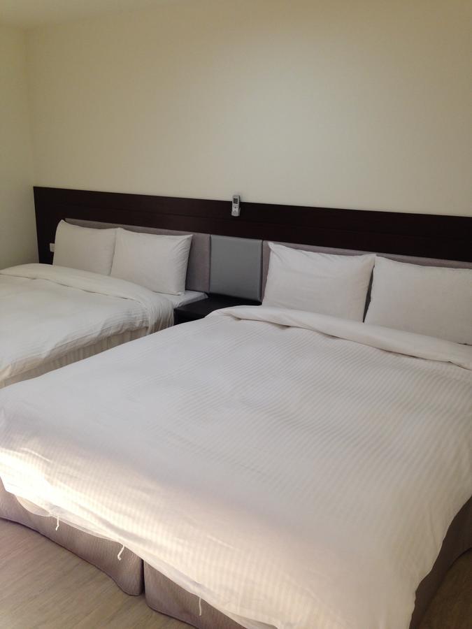 Big Bear Hotel Cao Hùng Phòng bức ảnh
