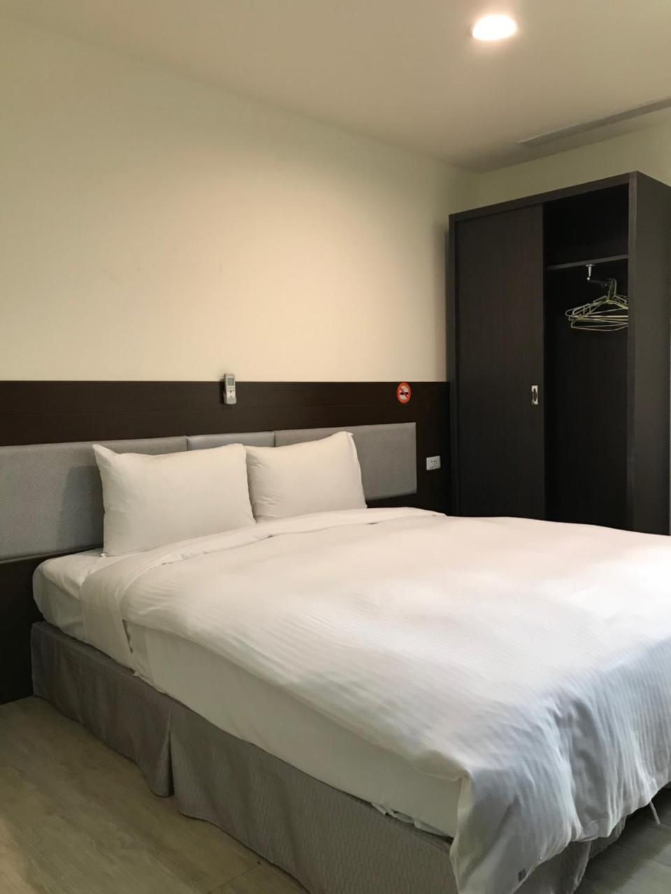 Big Bear Hotel Cao Hùng Ngoại thất bức ảnh